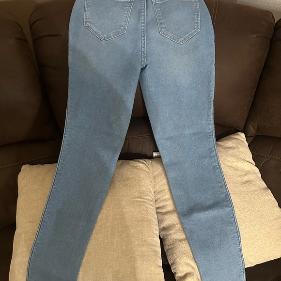 Old Navy Light Blue Women's Skinny Jeans - Picture 2 of 3